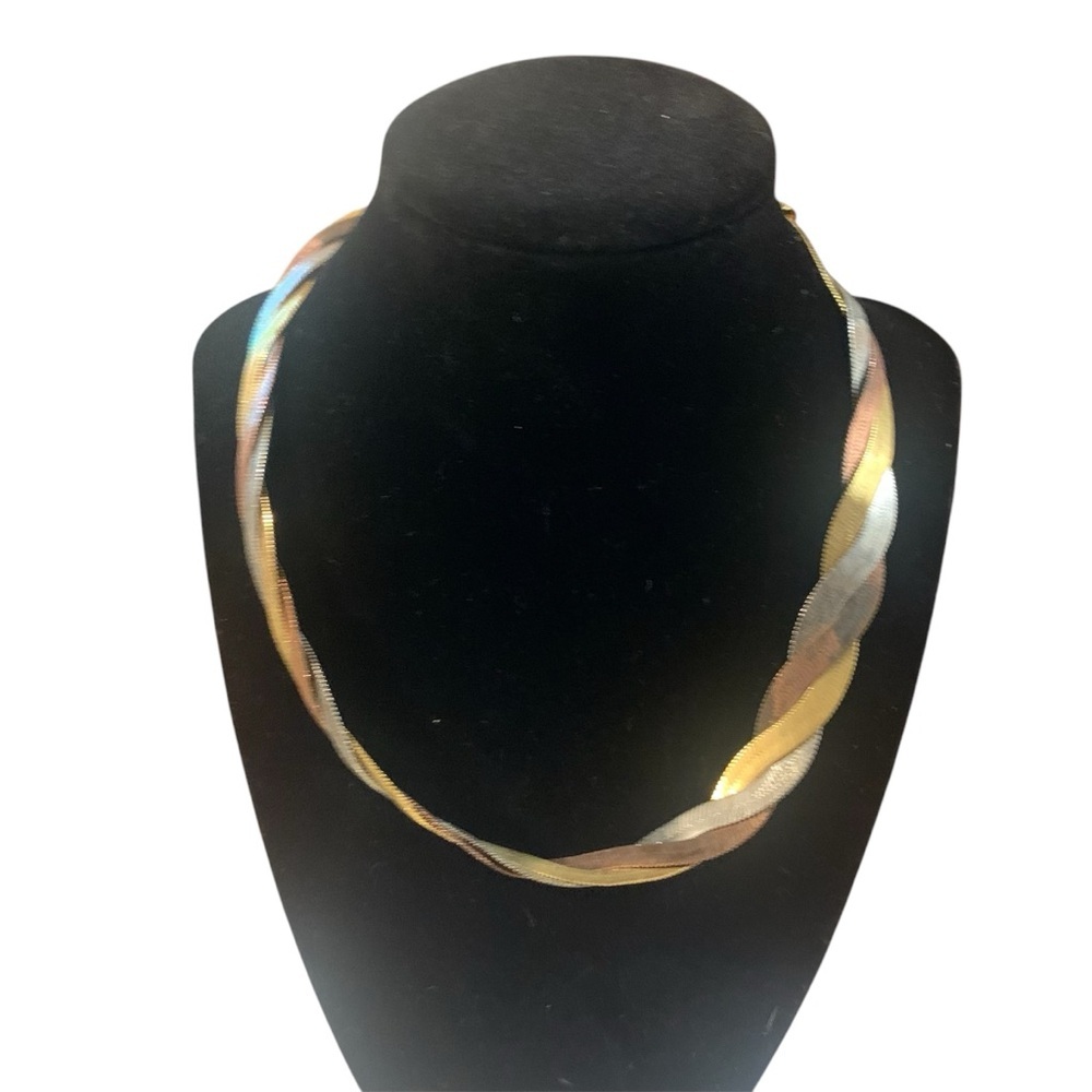 Avon Multicolor herringbone Braided Necklace. NIB 1996 collection